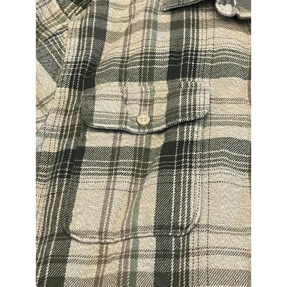 The North Face Mens Grey Plaid Flannel Long Sleeve Button Down Shirt Size Medium